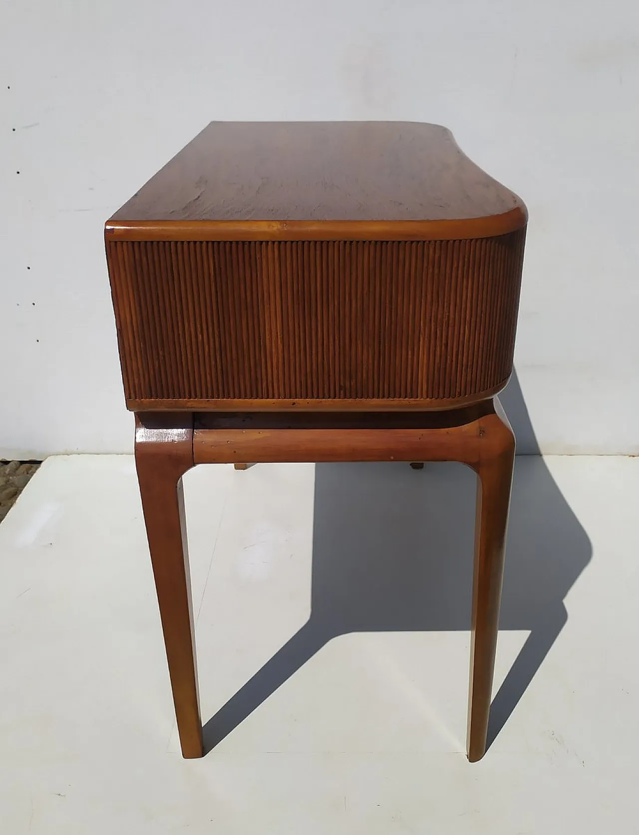 Nightstand attributed to Paolo Buffa, 1940s 3