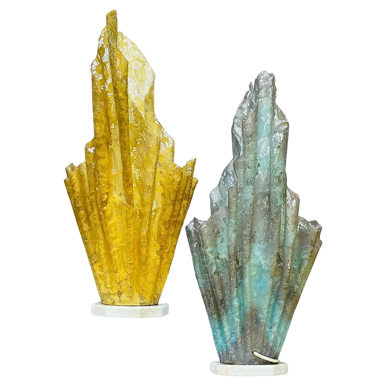 Coppia di lampade scultoree in resina Lamp Dantelle, anni '70 1