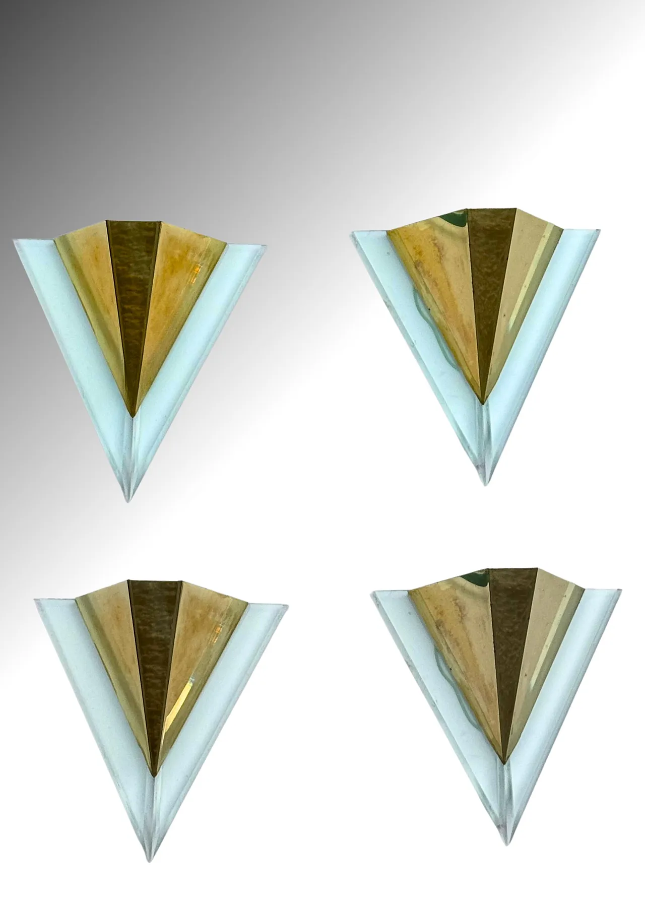 4 Applique in acrilico e ottone di Massive Lighting Belgium, anni '80 2