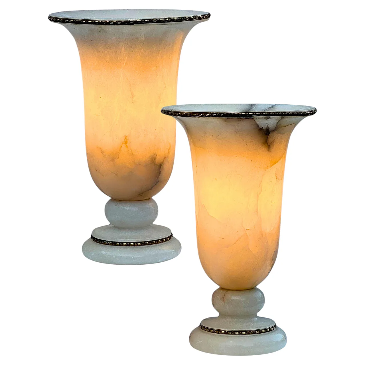 Coppia di lampade belghe in alabastro in stile Art Déco, anni ’30 1