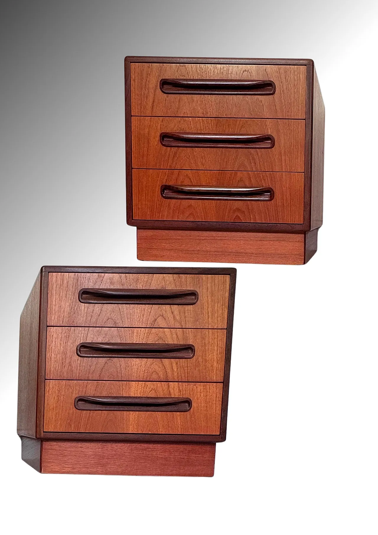 Coppia di comodini in teak di E. Gomme per G-Plan England, anni '60 2