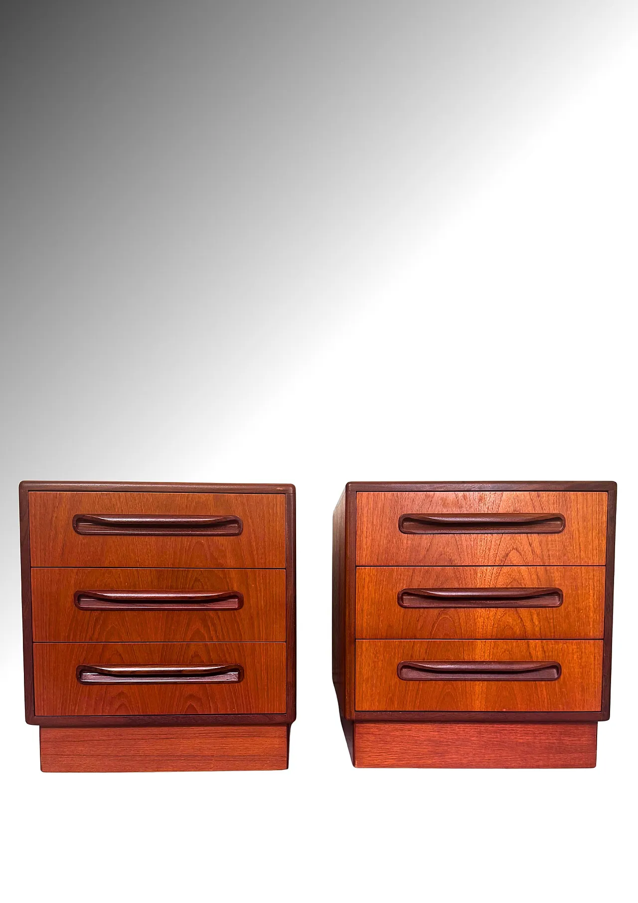 Coppia di comodini in teak di E. Gomme per G-Plan England, anni '60 3