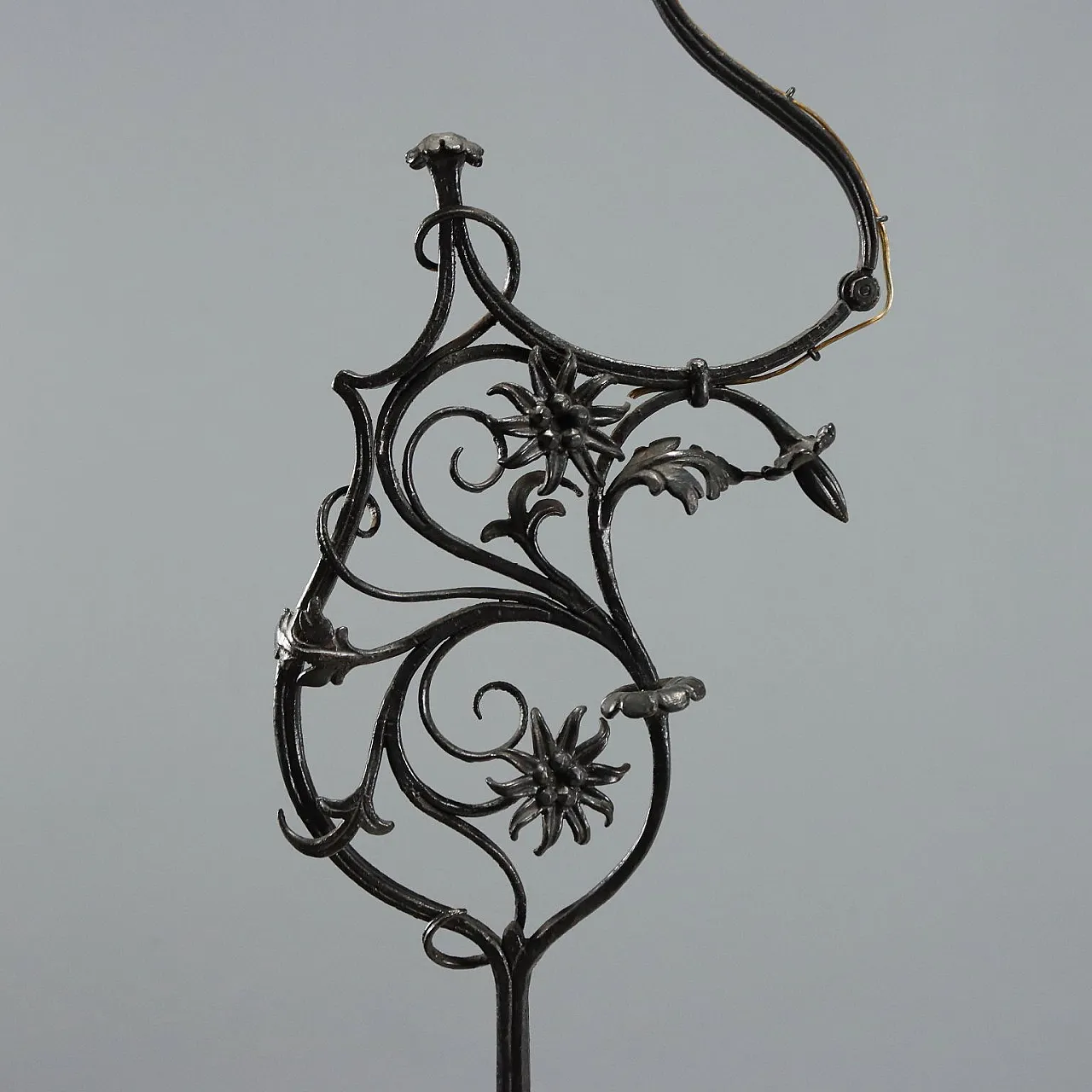 Wrought iron floor lamp, 20th century 4