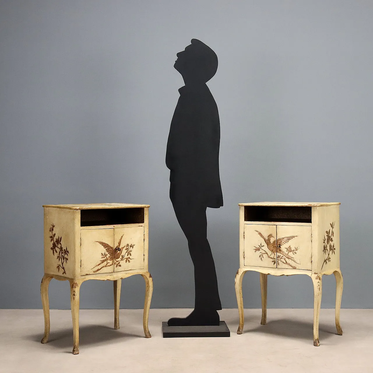 Pair of Baroque style bedside tables, 19th century 3