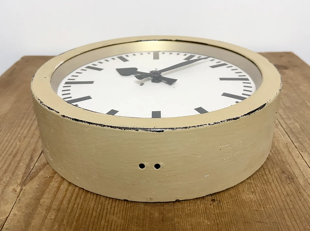 Beige Industrial Factory Wall Clock from Siemens, 1950s 8