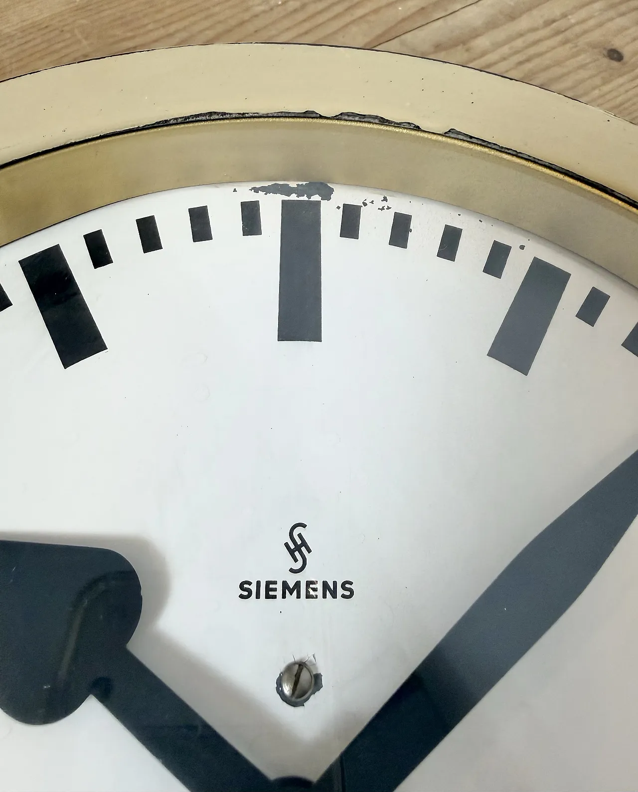 Beige Industrial Factory Wall Clock from Siemens, 1950s 15