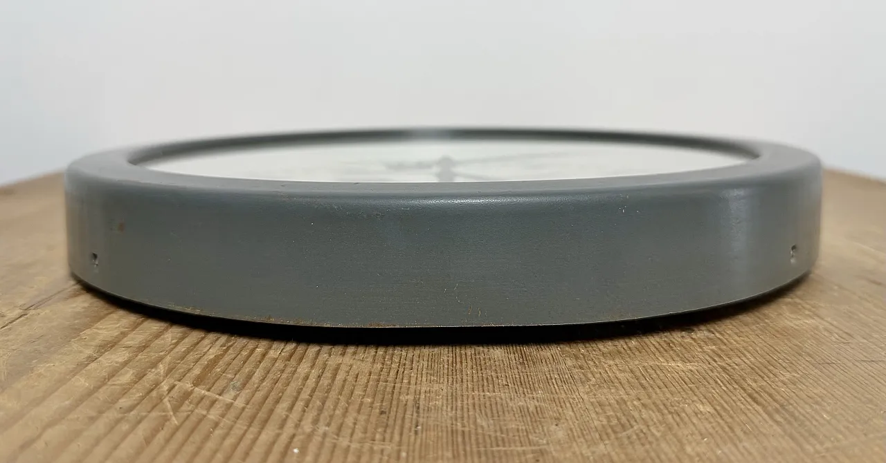 Grey Industrial Factory Wall Clock from Siemens, 1950s 11