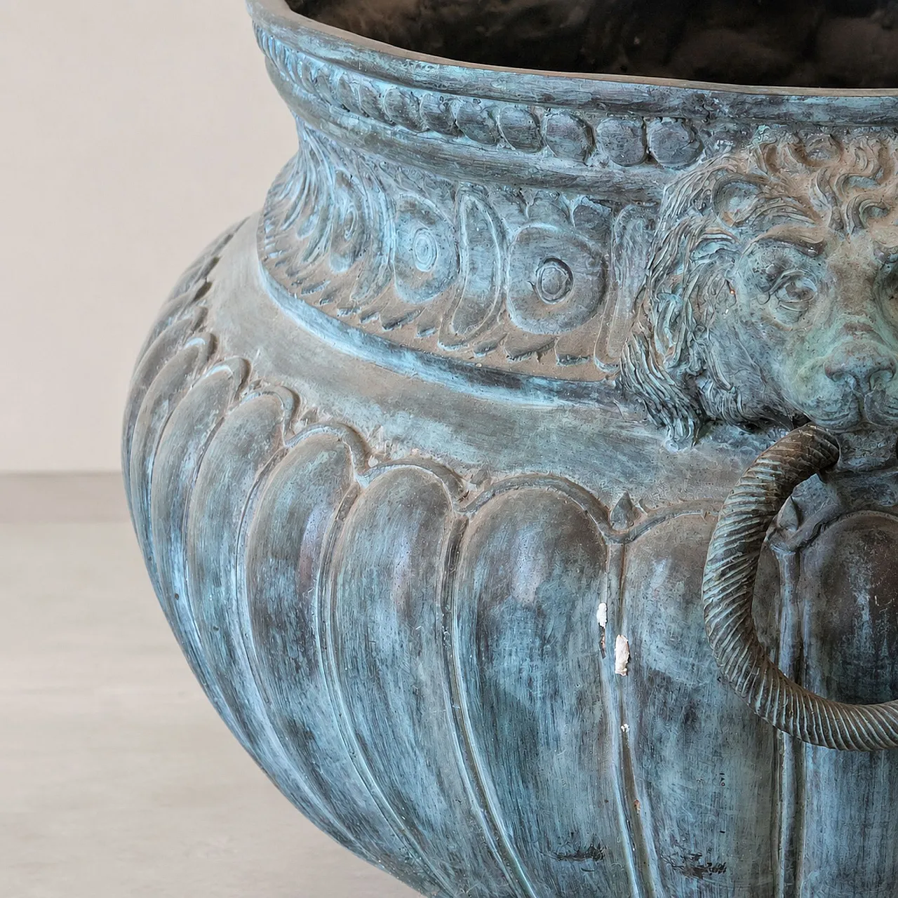 Grande fioriera italiana in bronzo stile rinascimentale, inizi ’900 1