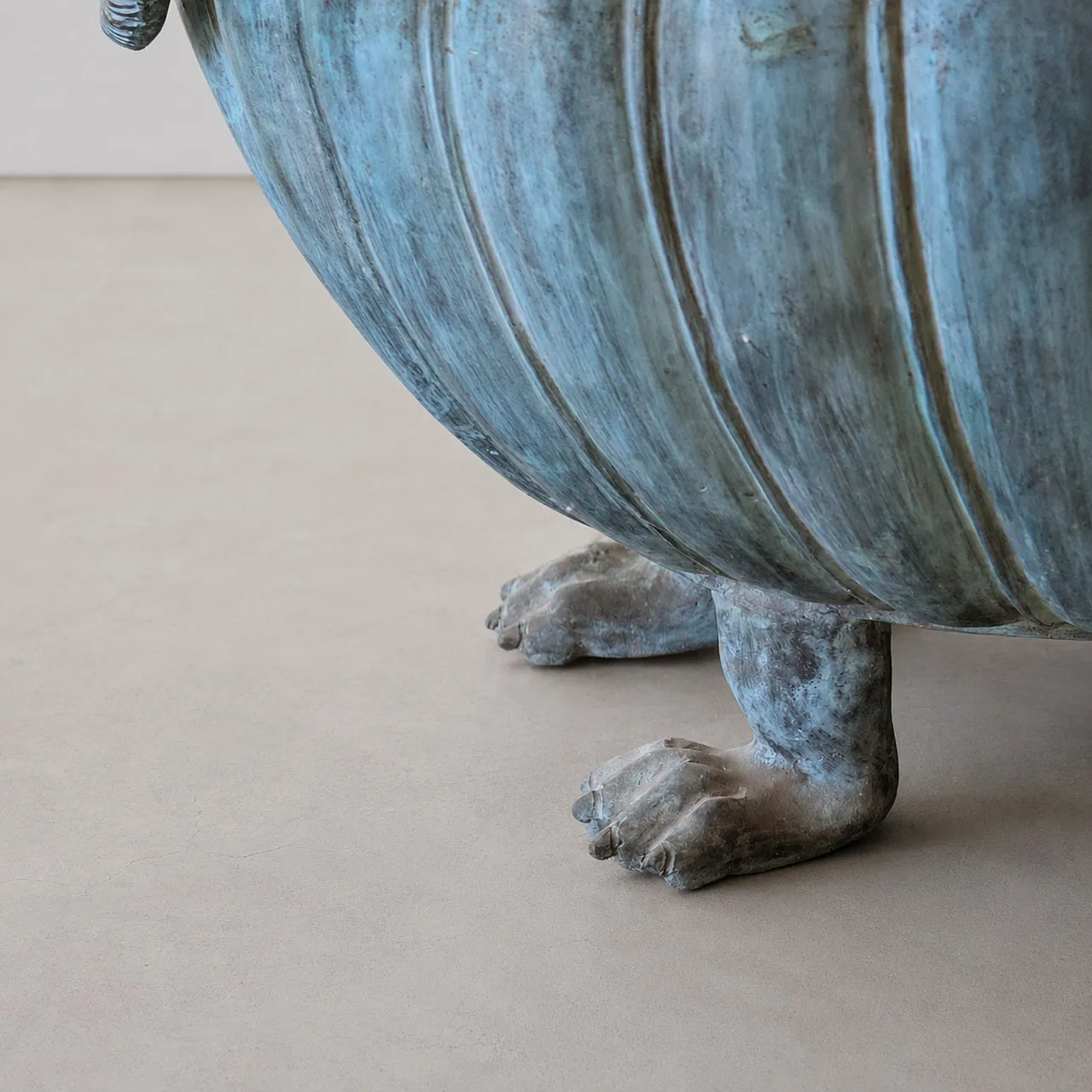 Grande fioriera italiana in bronzo stile rinascimentale, inizi ’900 8