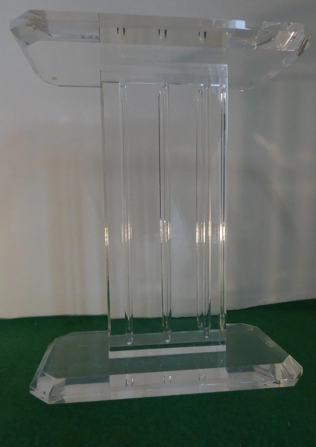 Base scultorea per tavolo in vetro acrilico, Italia, 2000 5