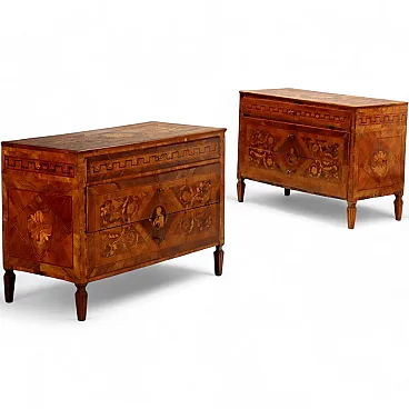 Pair of Neoclassical lombard chests of drawers, 18th century