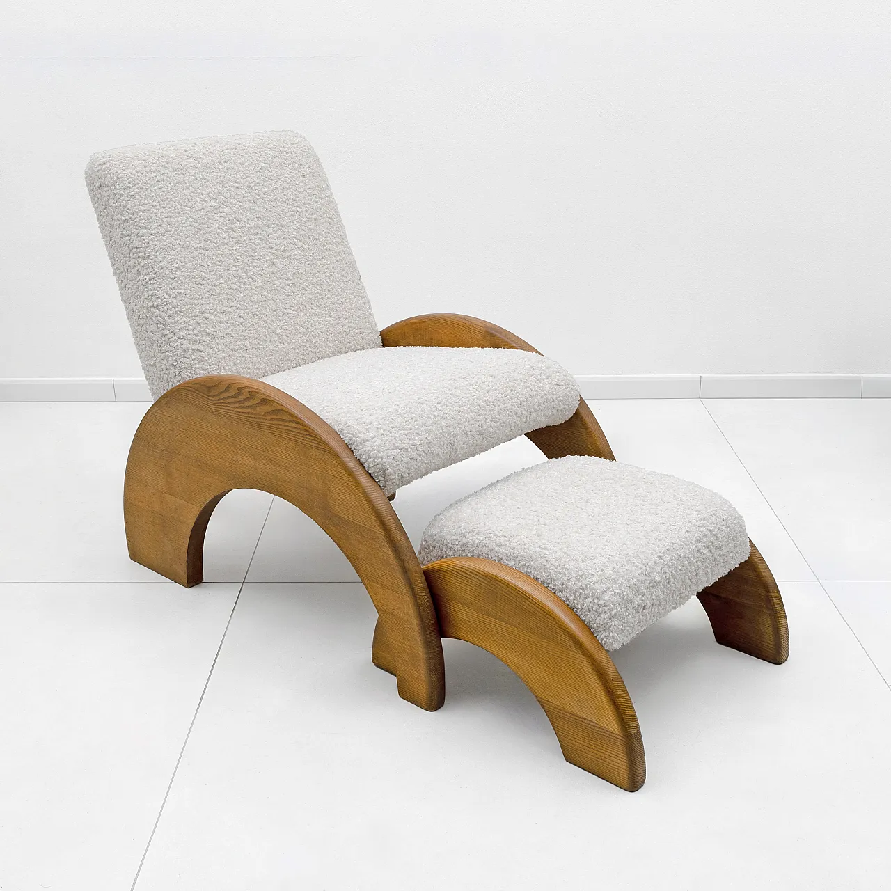 Bouclé Curved Wood and Ivory Armchair and Ottoman Set, 70s 6