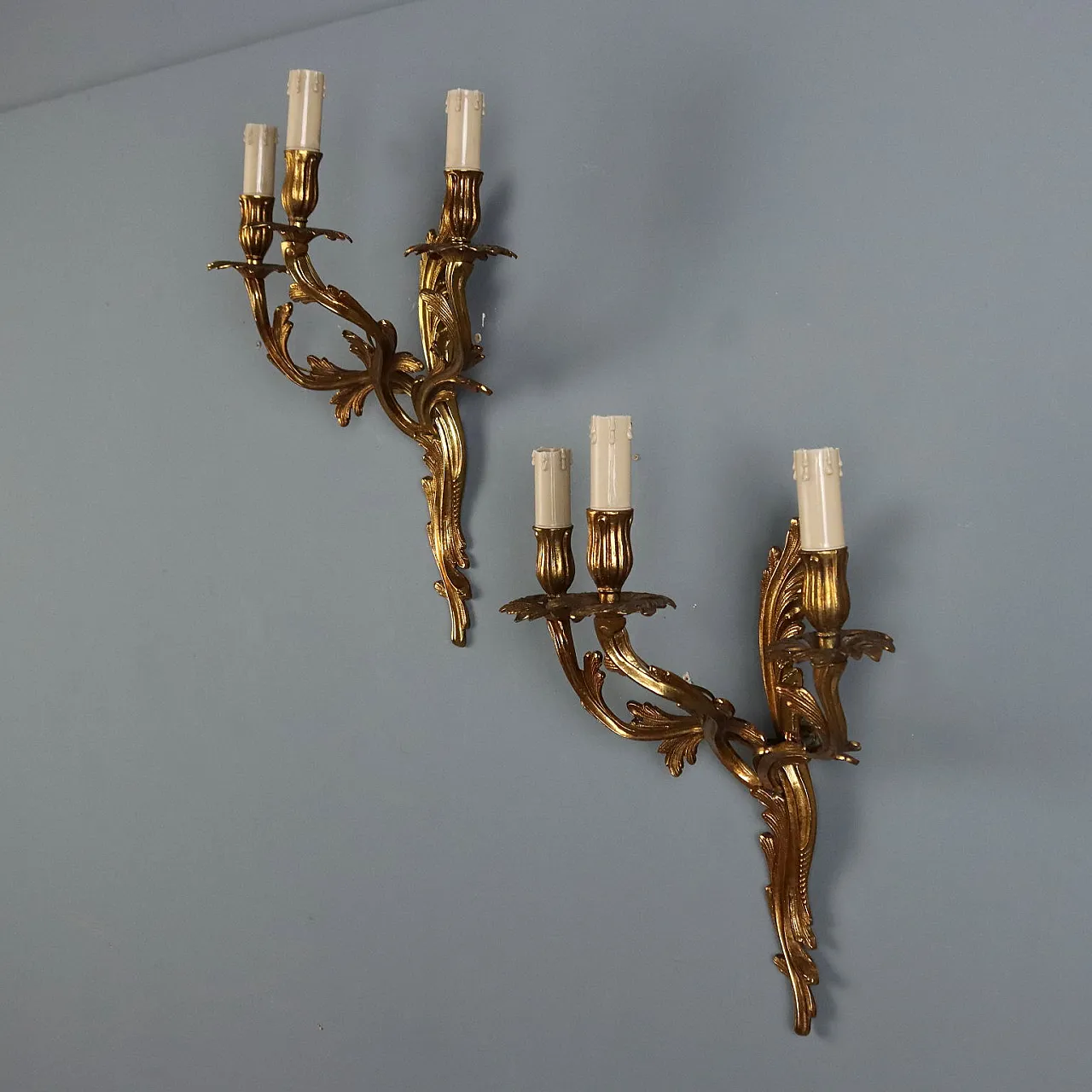 Pair of bronze appliques, early 20th century 3