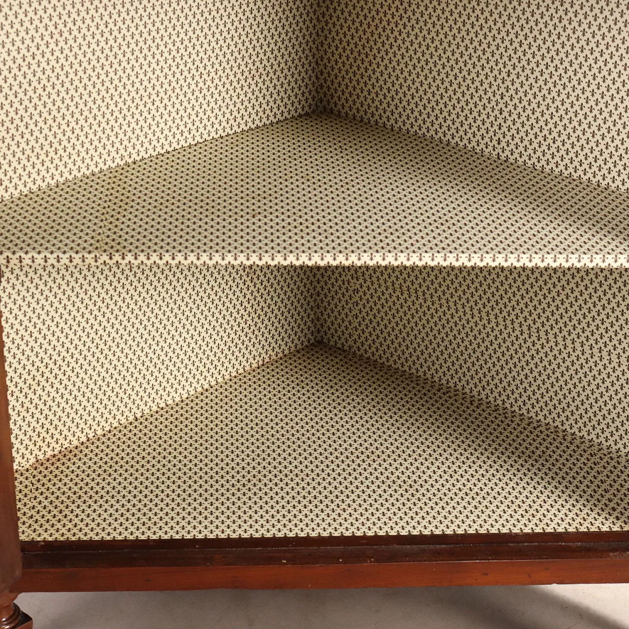 Directory corner cup in cherry wood, 19th century 5
