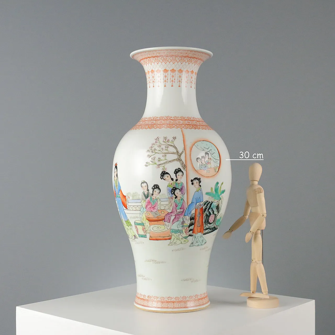 Chinese porcelain vase, 20th century 2