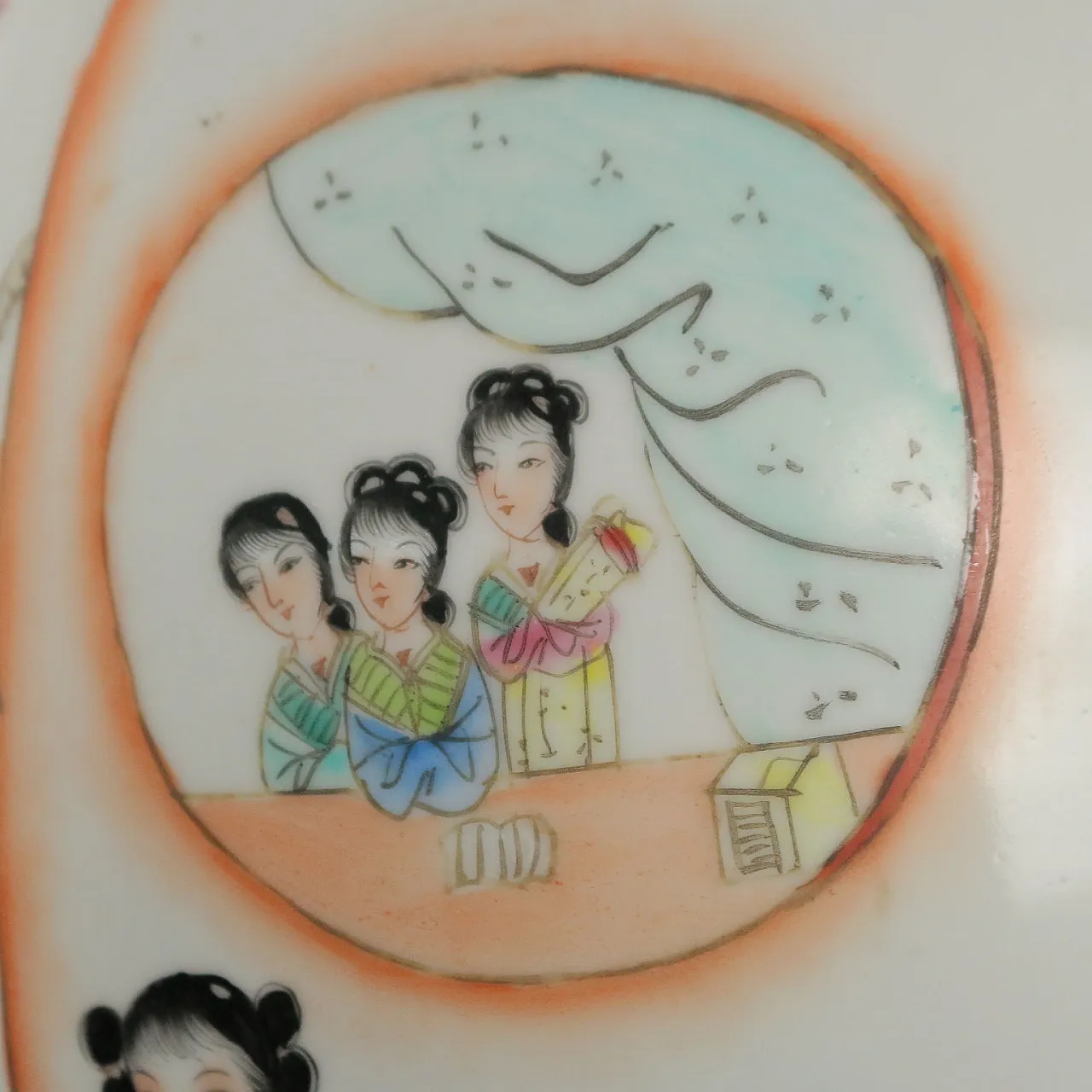 Chinese porcelain vase, 20th century 5