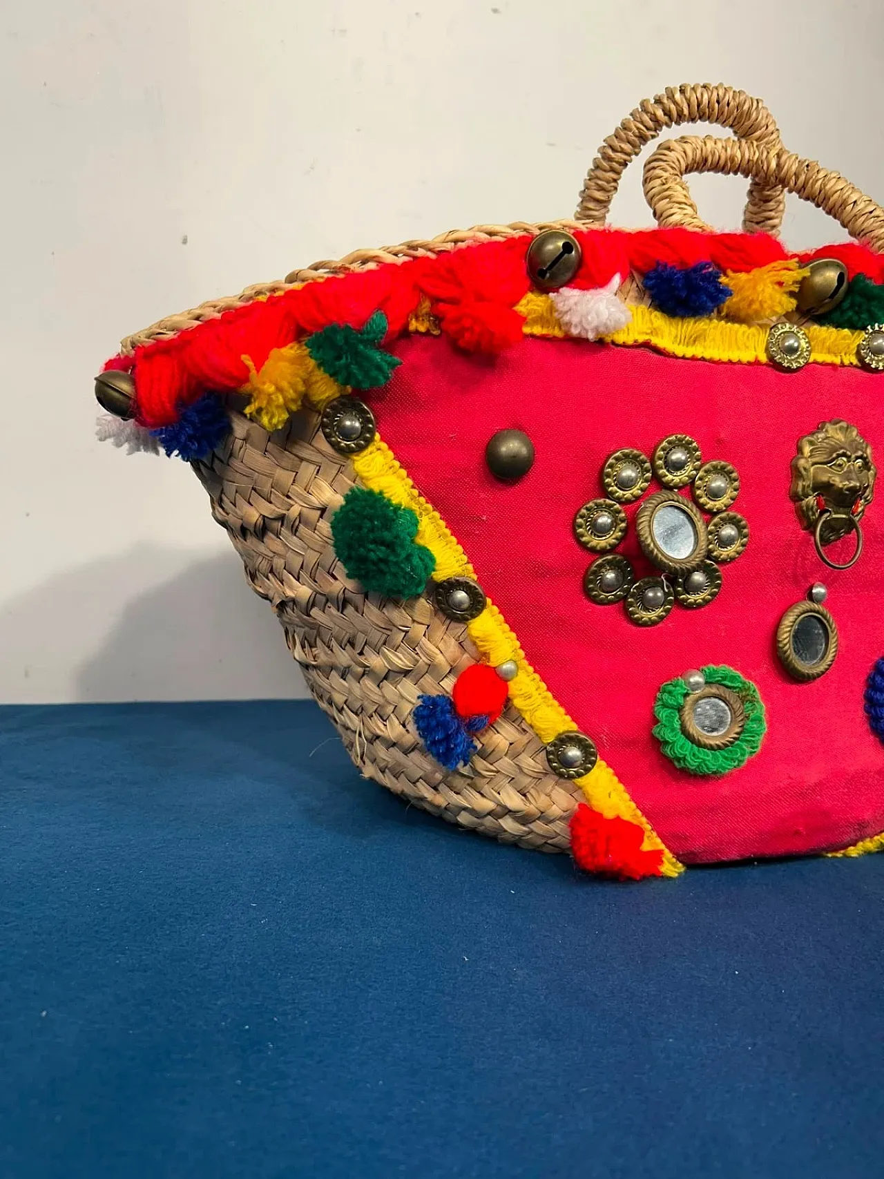 Borsa Coffa Intrecciata di paglia da carretto siciliano, anni '70 3