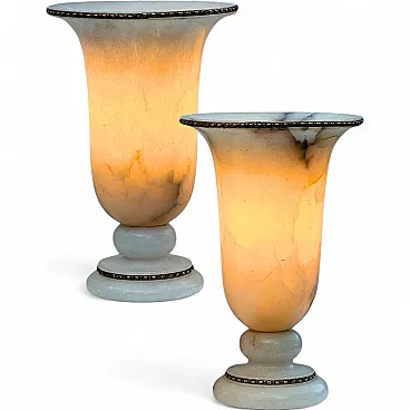 Coppia di lampade belghe in alabastro in stile Art Déco, anni ’30