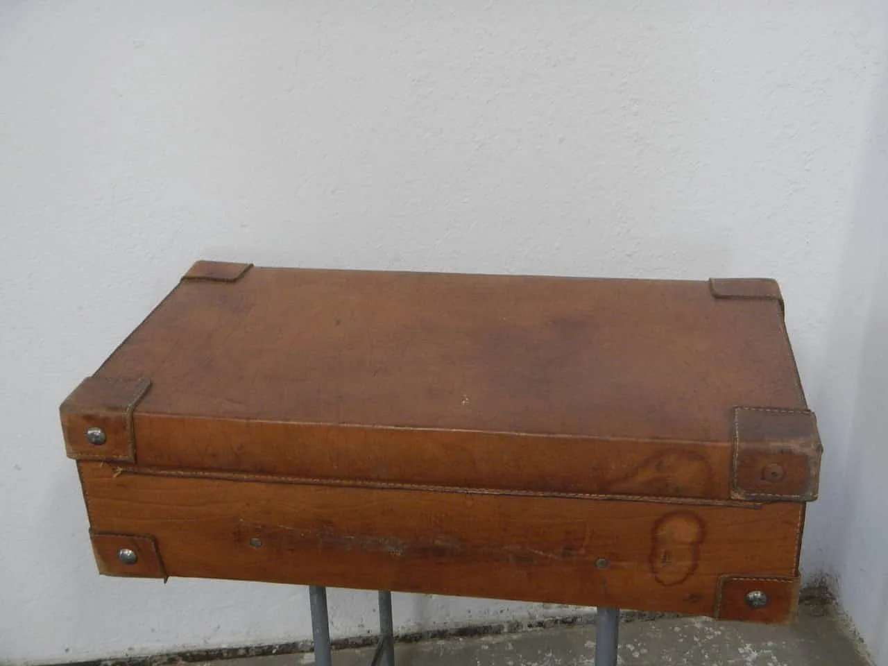 Leather suitcase 1970 5