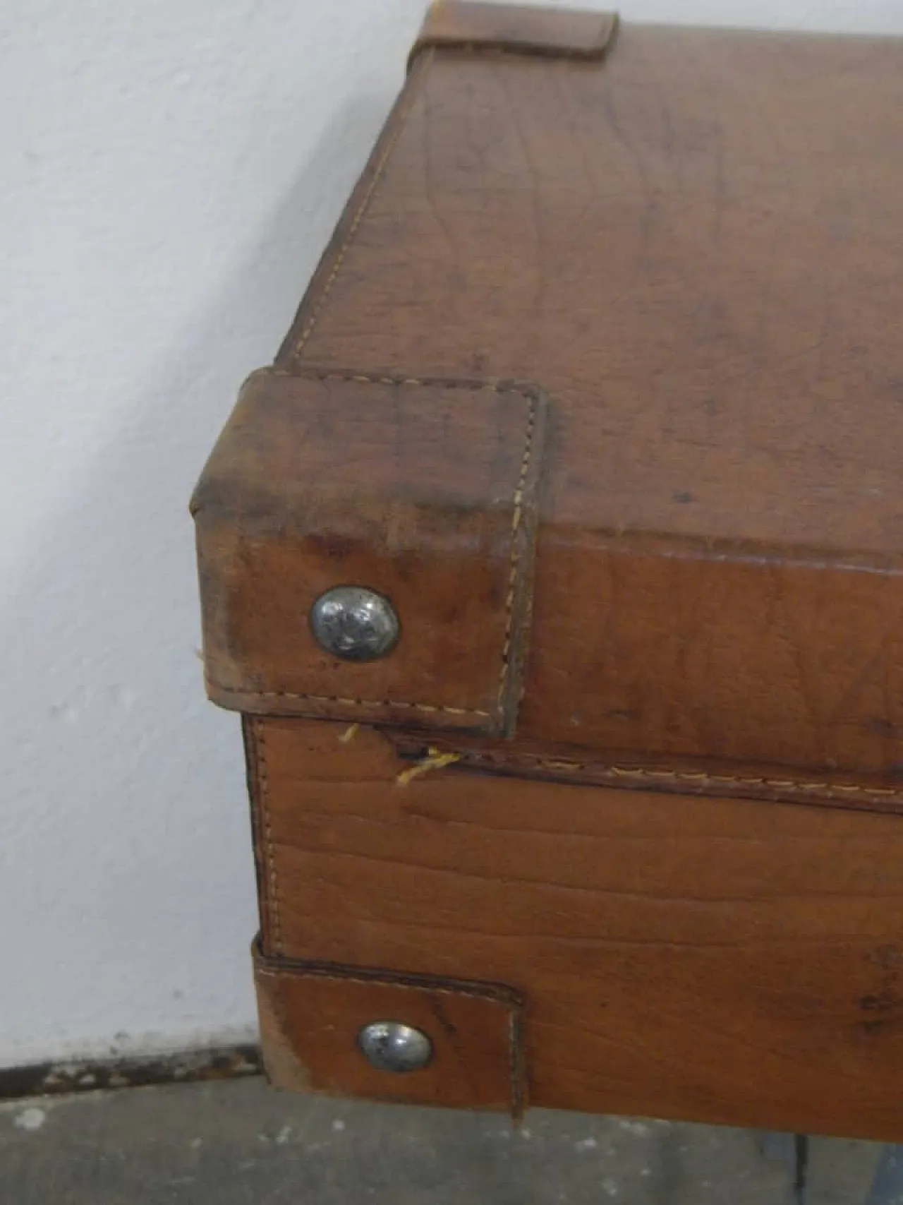 Leather suitcase 1970 10