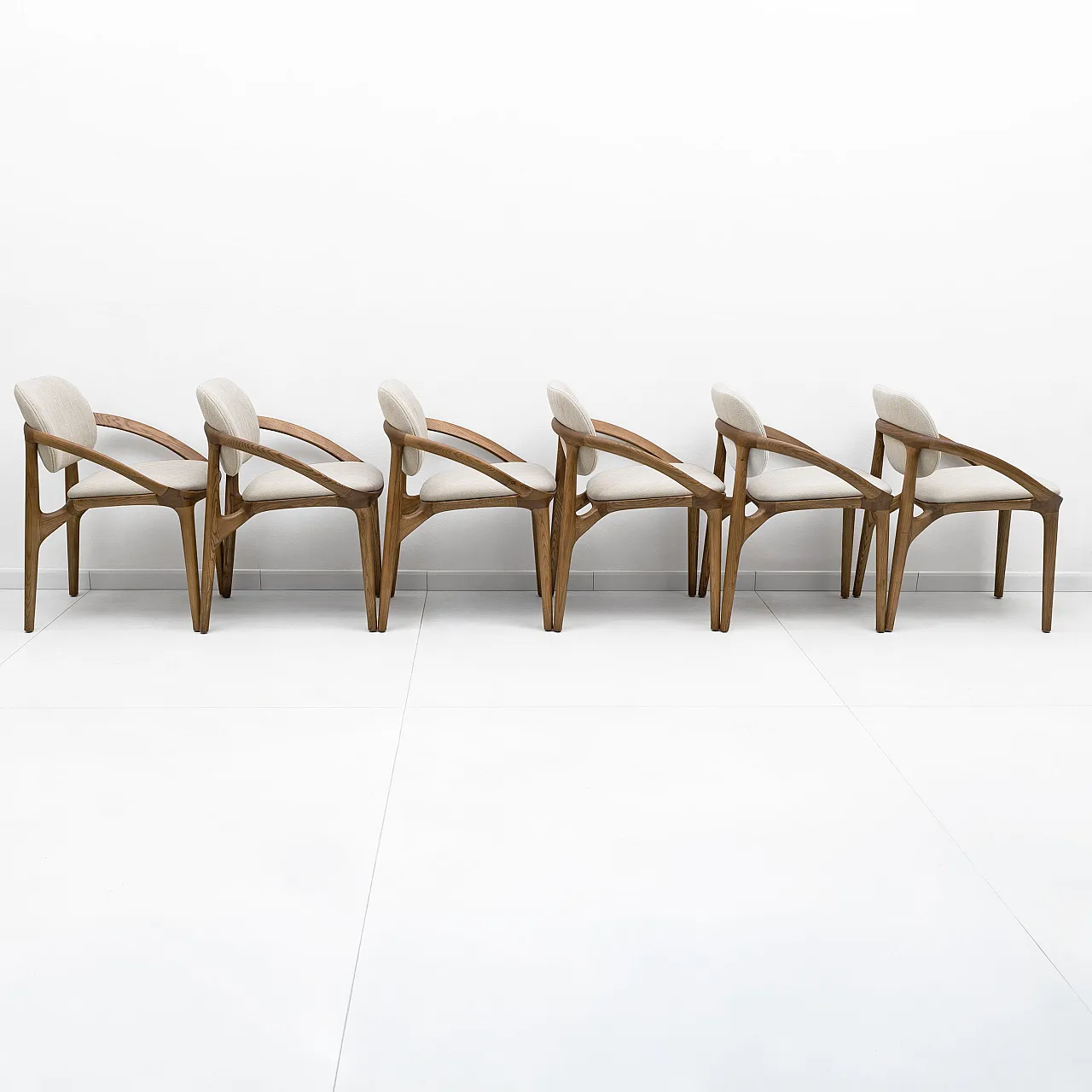 6 contemporary Italian dining chairs with curved frame, 2000s 3
