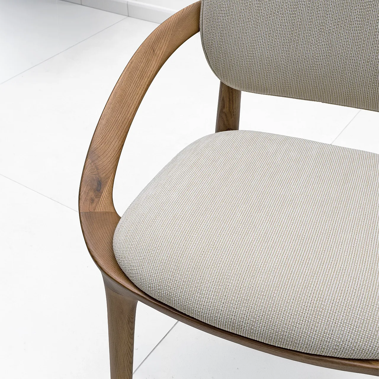 6 contemporary Italian dining chairs with curved frame, 2000s 7