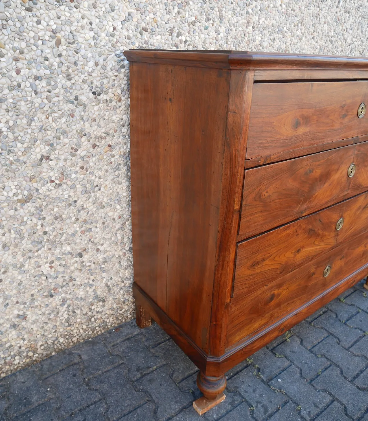 Walnut dresser, early 20th century 5