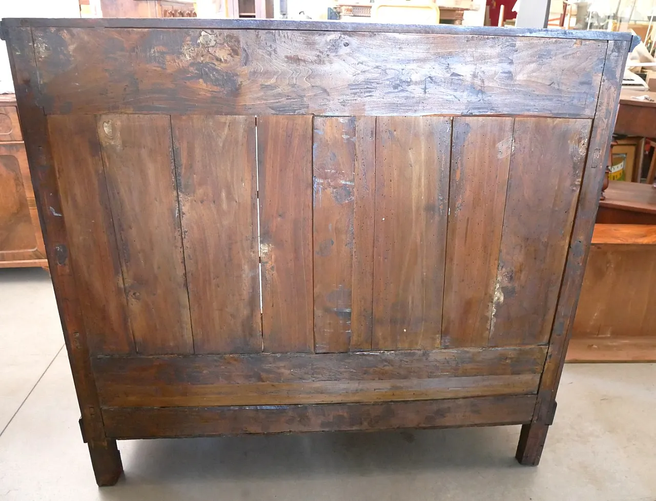 Walnut dresser, early 20th century 6