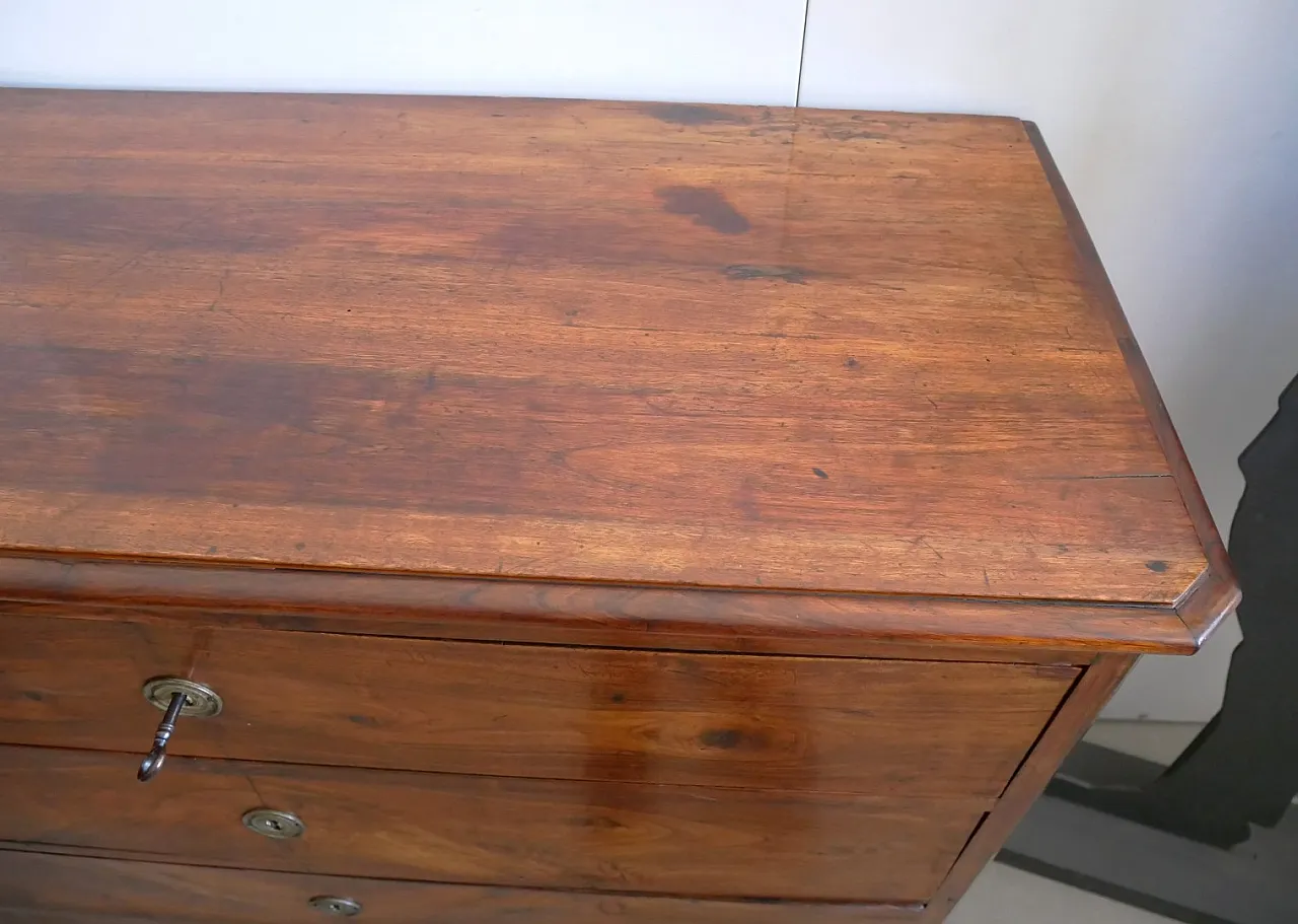 Walnut dresser, early 20th century 7