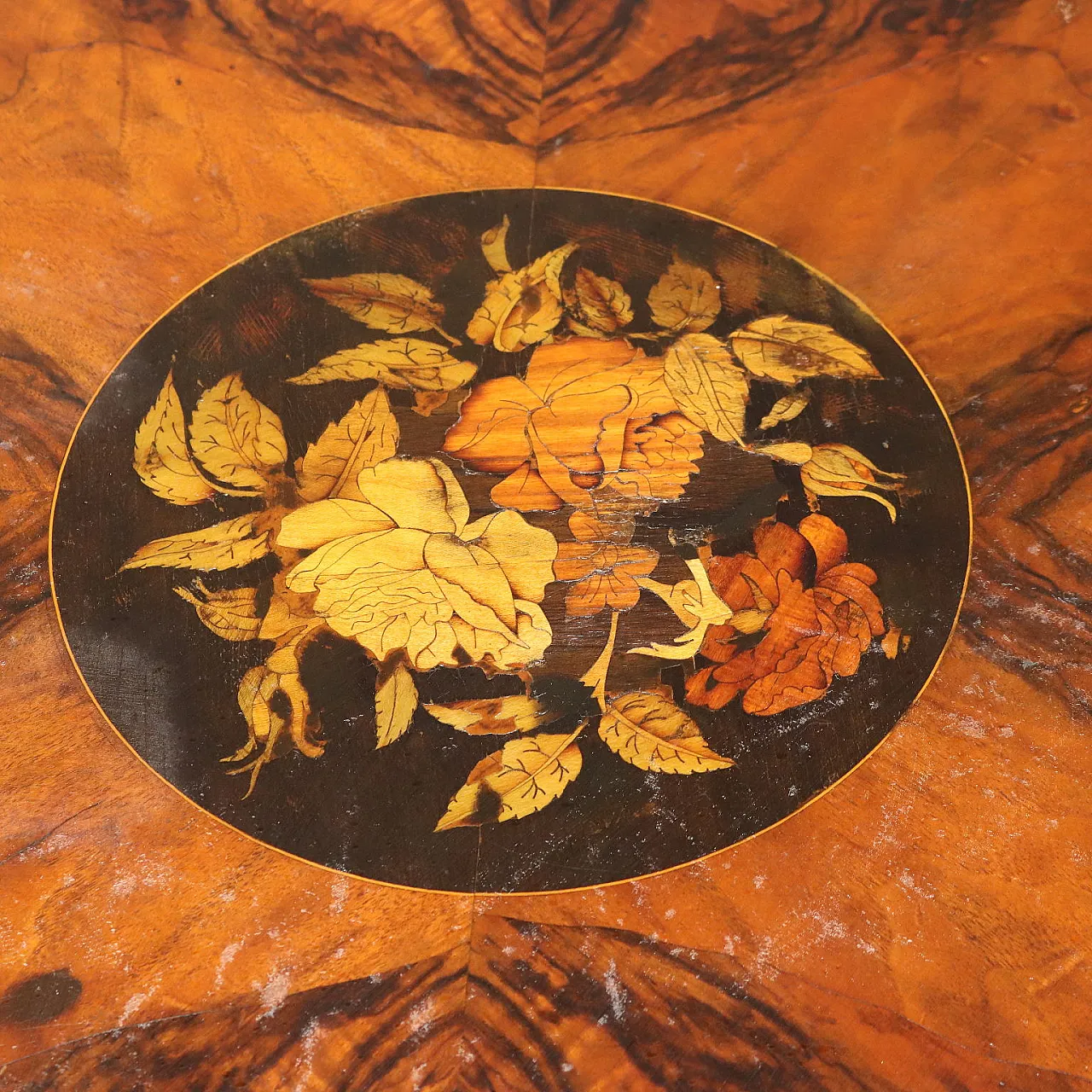 Walnut table with floral inlays, 19th century 8