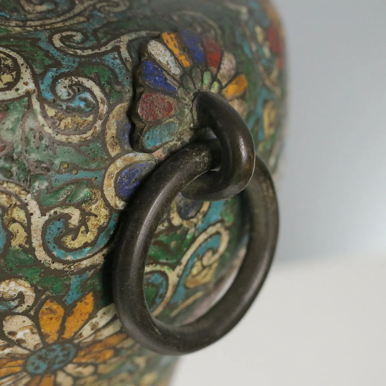 Cloisonné vase, 20th century 3