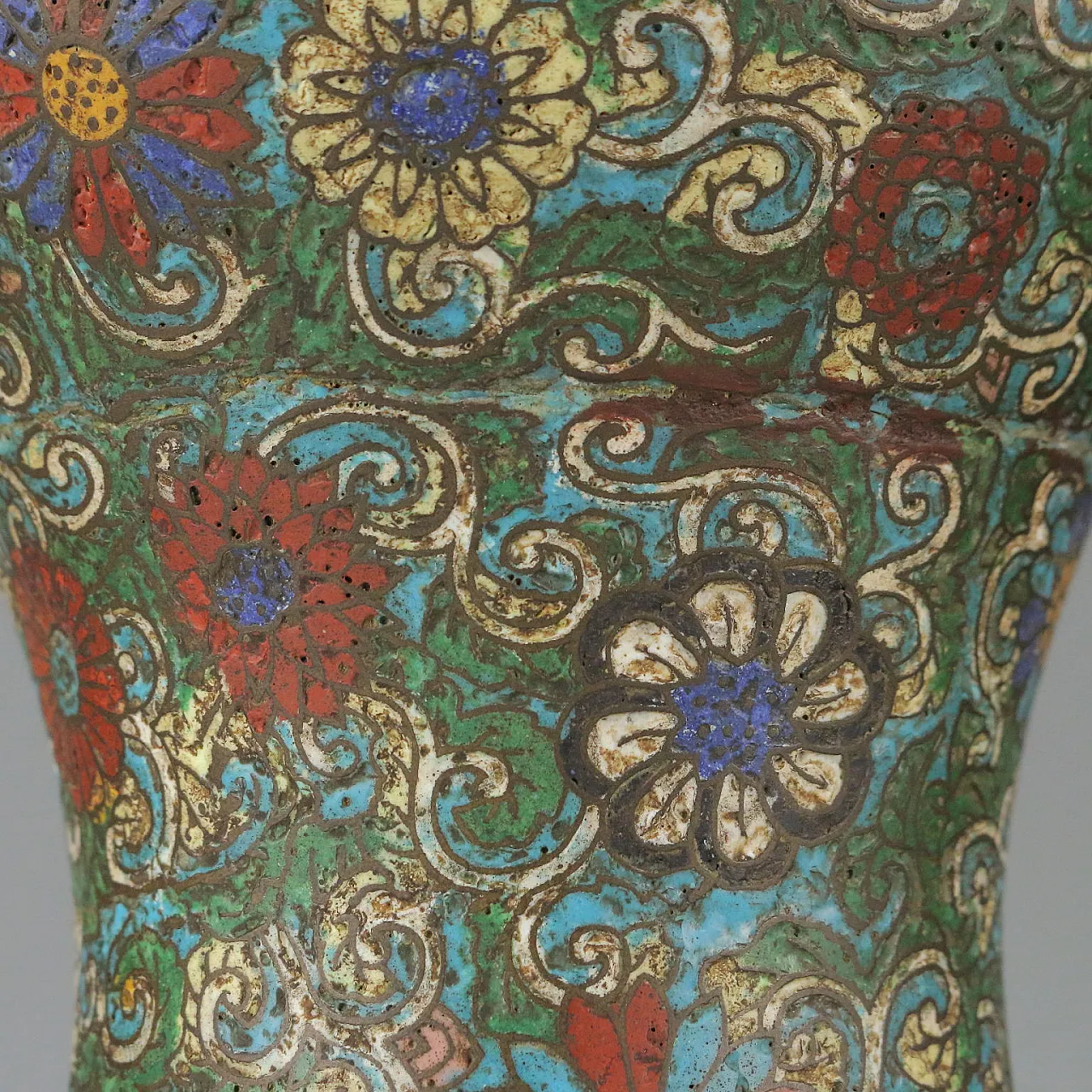 Cloisonné vase, 20th century 4