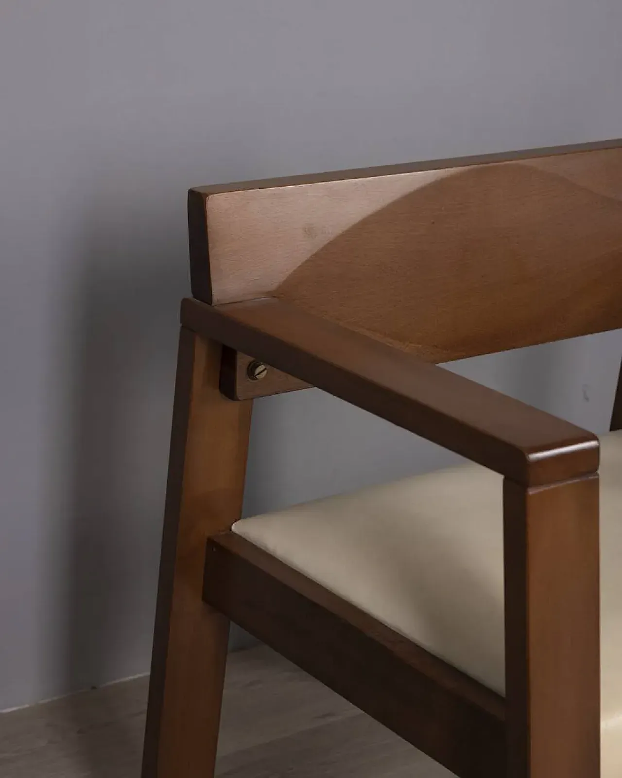 Armchair in wood and leather, 1980s 7