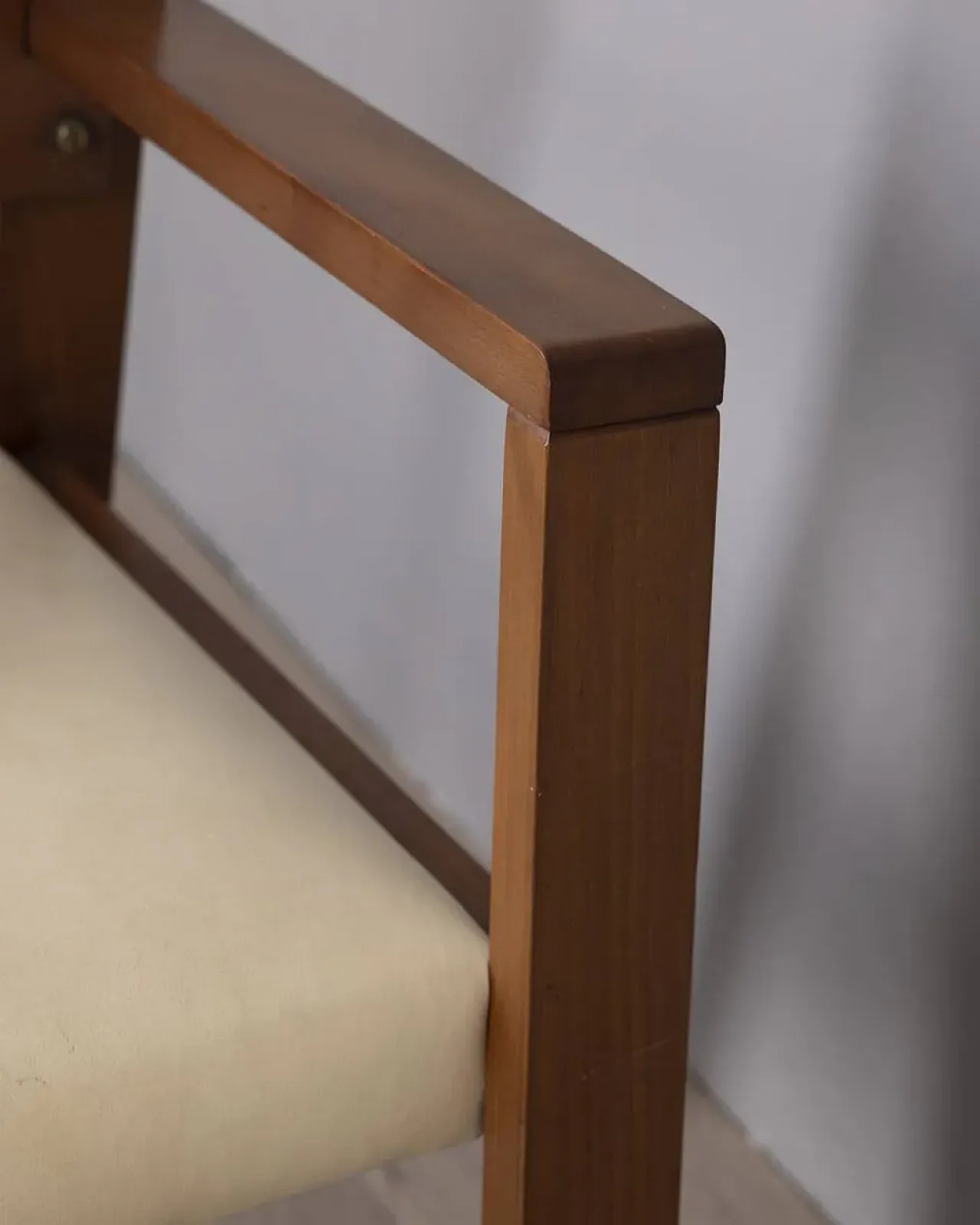 Armchair in wood and leather, 1980s 11