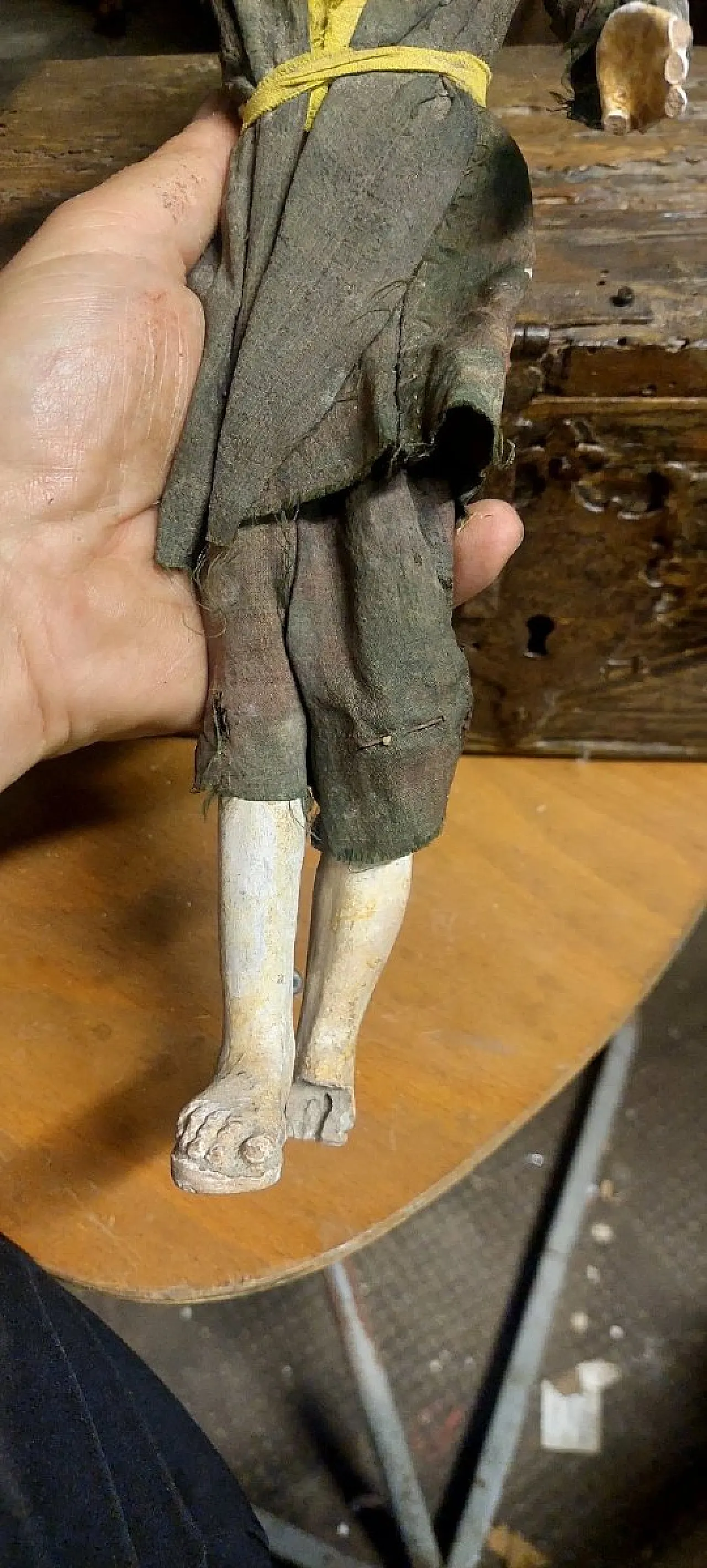 Terracotta sculpture with glass eyes, 18th century 6