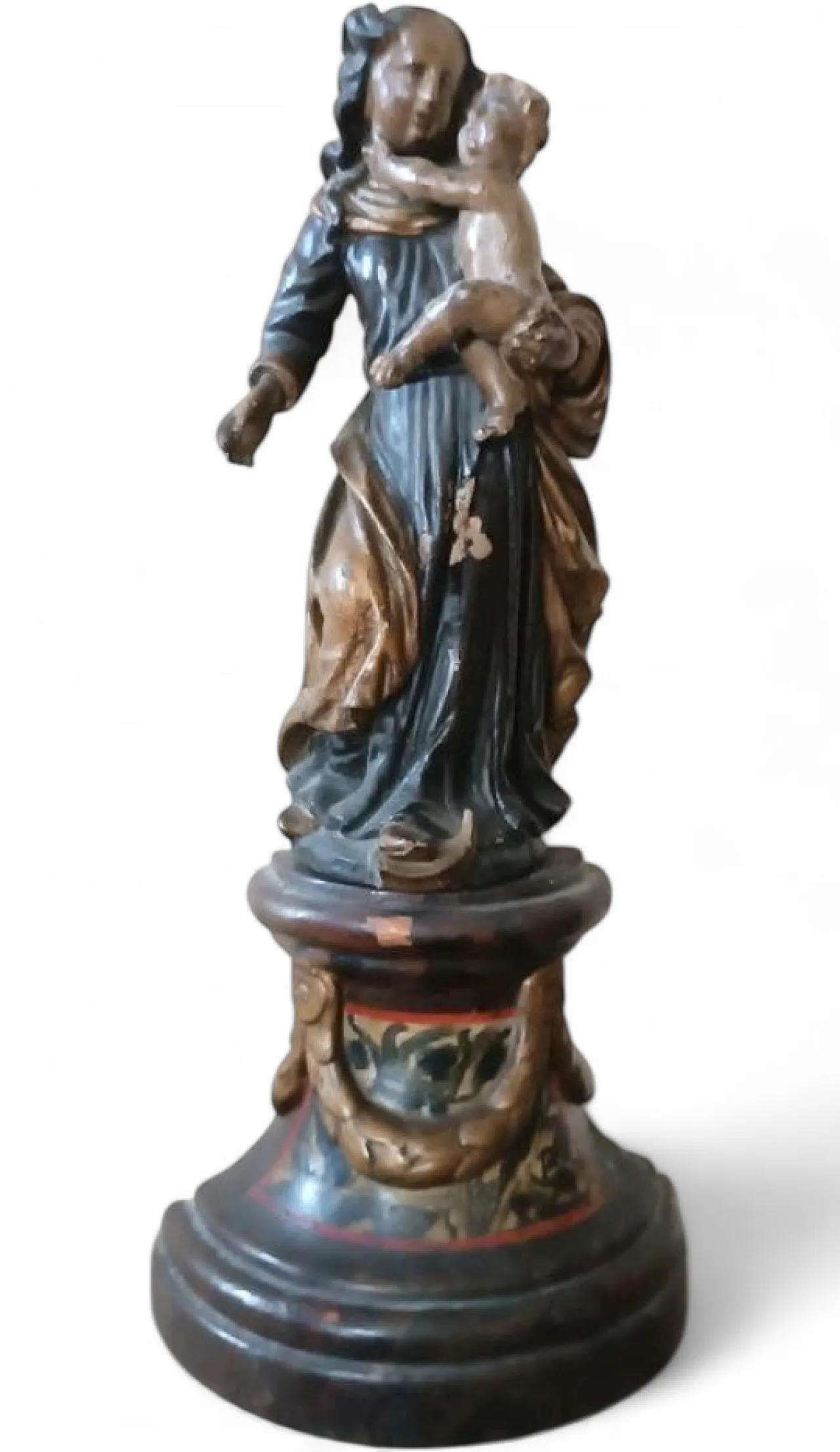 Virgin and Child, polychrome wooden sculpture, 18th century 13