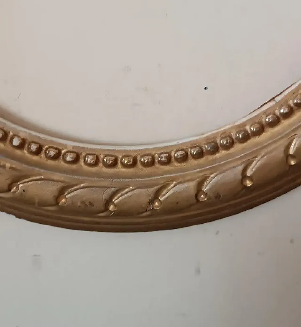 Round gilded wood frame, 19th century 4