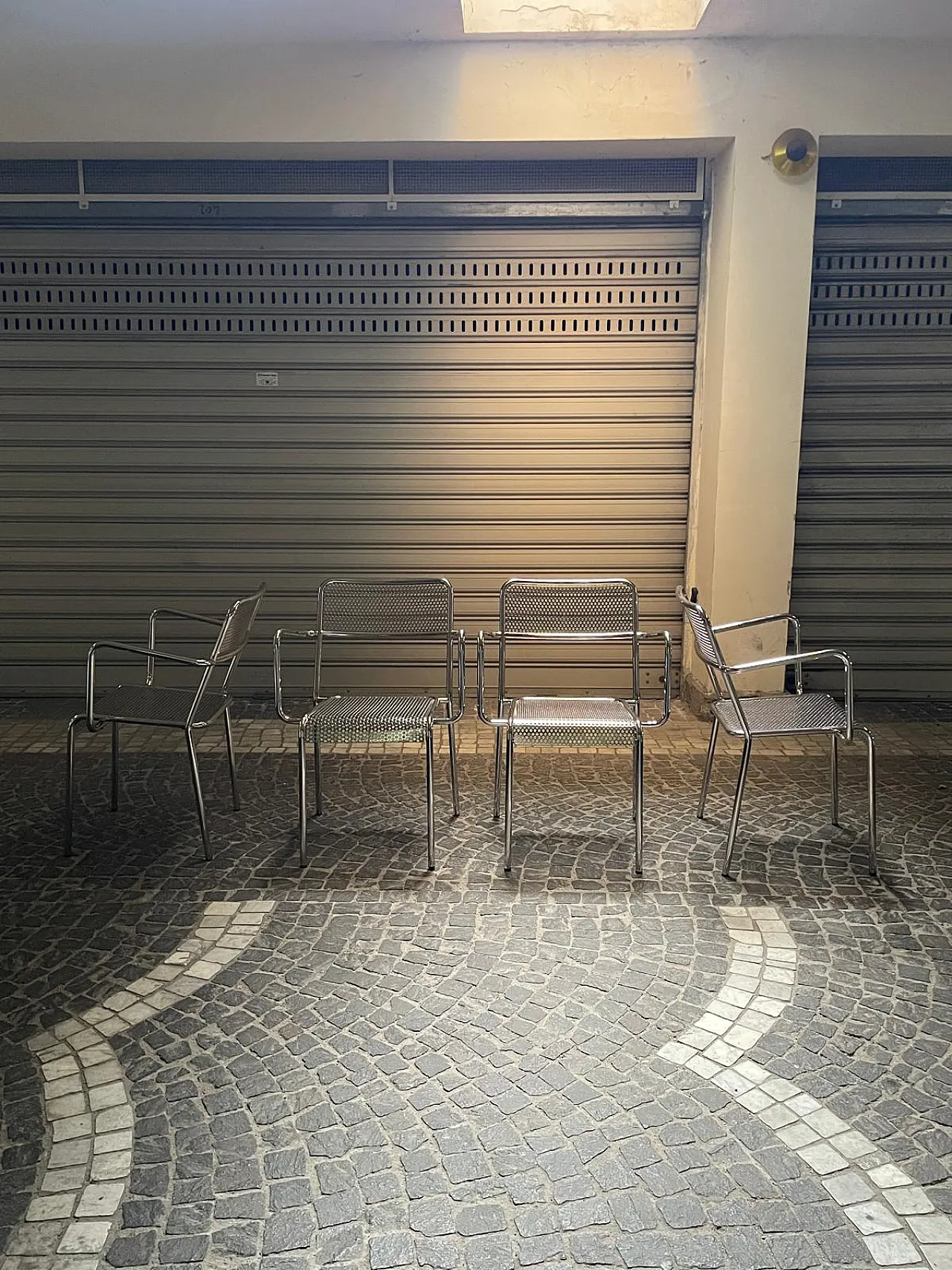 4 steel chairs, 90s 3