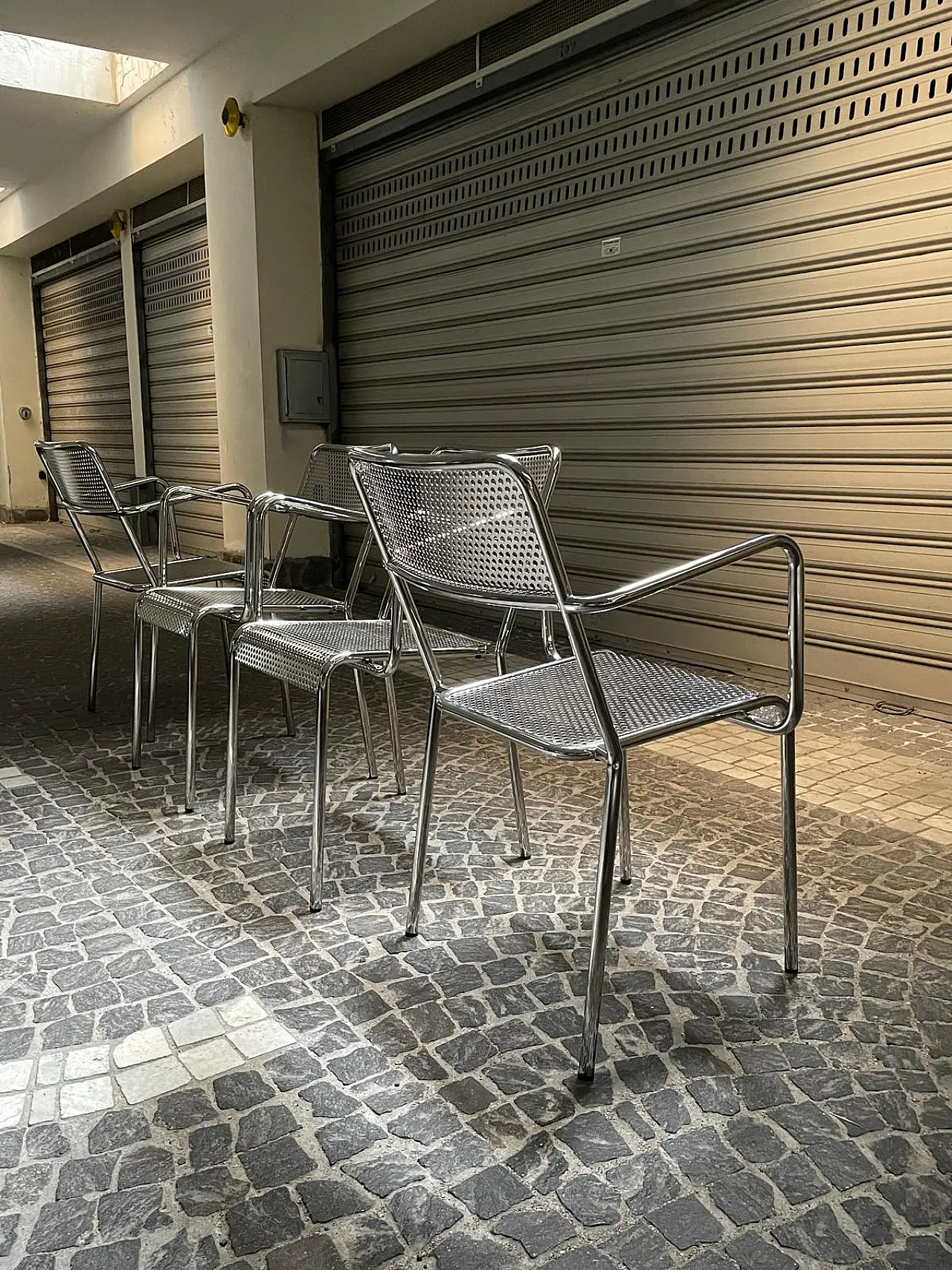 4 steel chairs, 90s 6