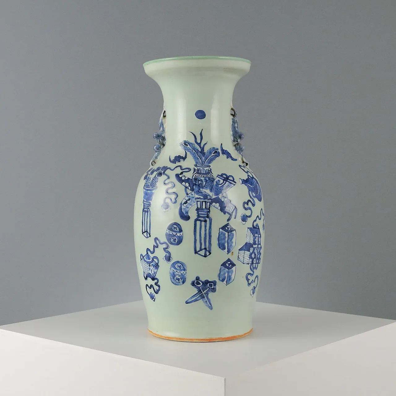 Celadon porcelain vase, 20th century 1