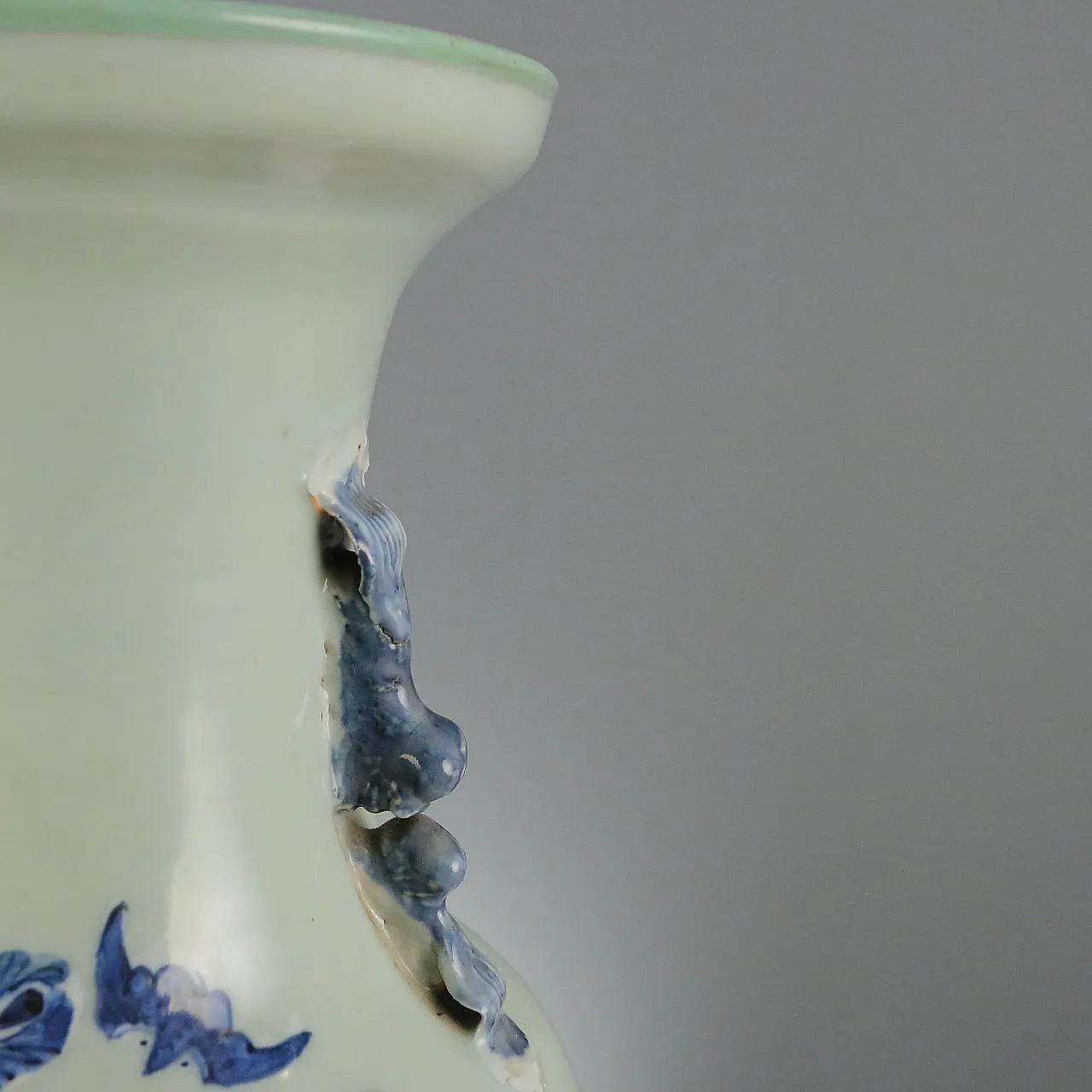 Celadon porcelain vase, 20th century 3