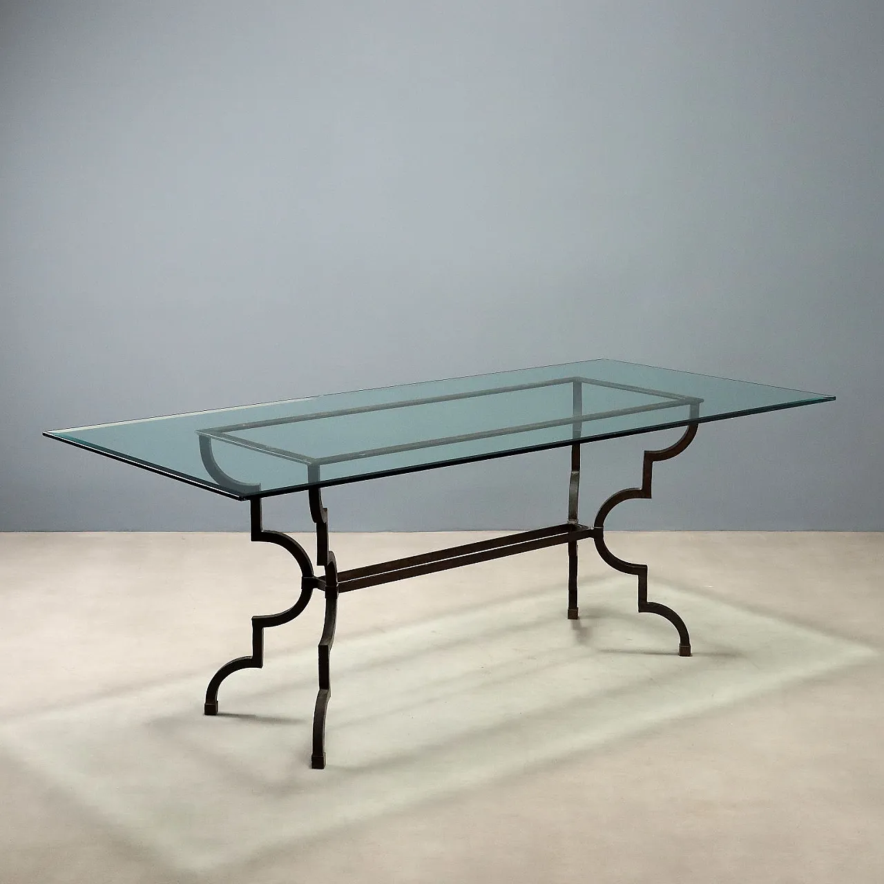 Table in iron with glass top, 10th century 1