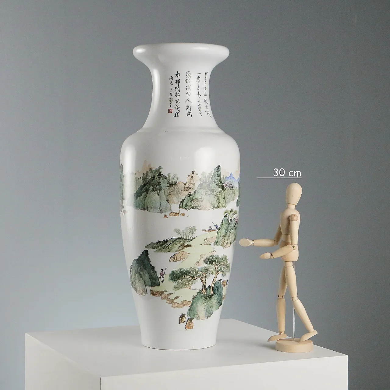 Chinese porcelain vase, 20th century 2