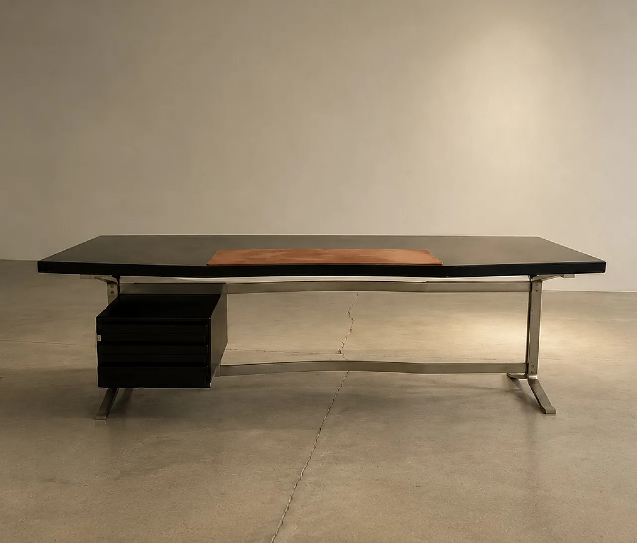 Gianni Moscatelli desk for Formanova, 1970s. 1