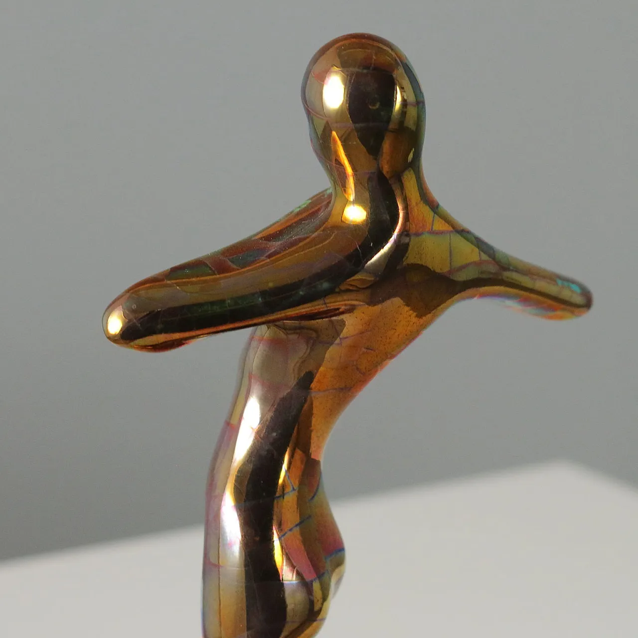 Figurine in luster majolica by Gatti Faenza, 20th century 5