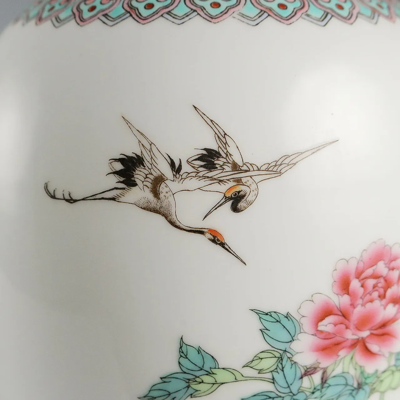 Chinese porcelain vase, 20th century 5