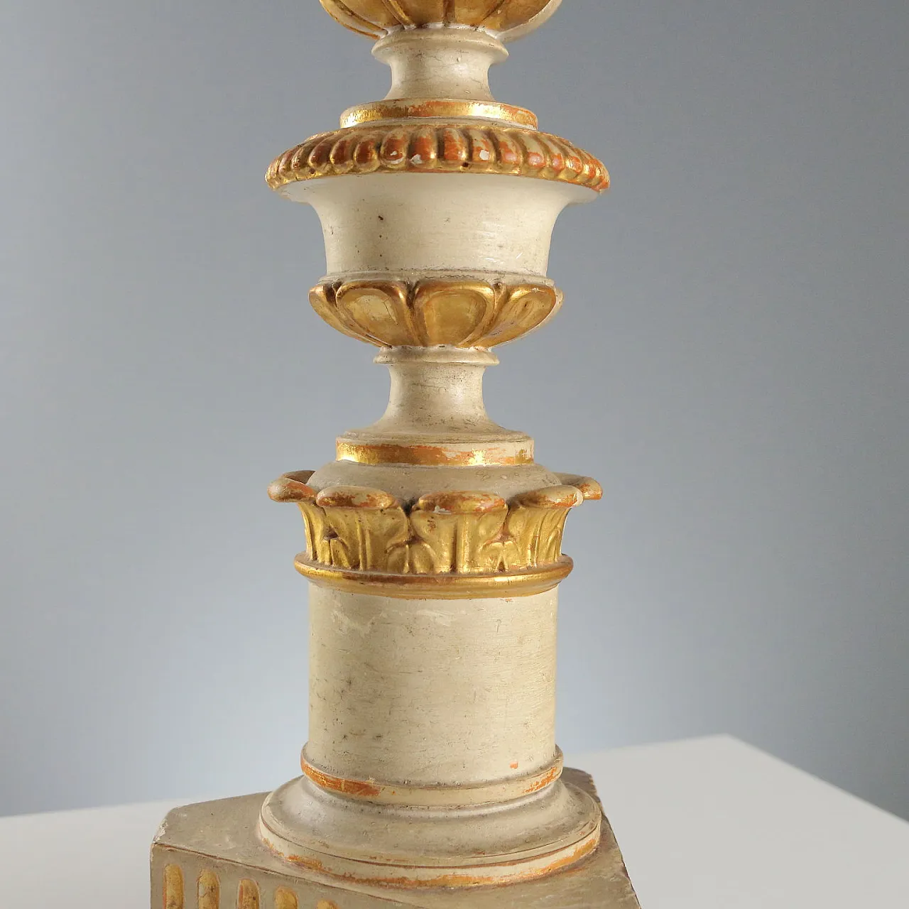 Carved and gilded wooden candelabra, 19th century 5