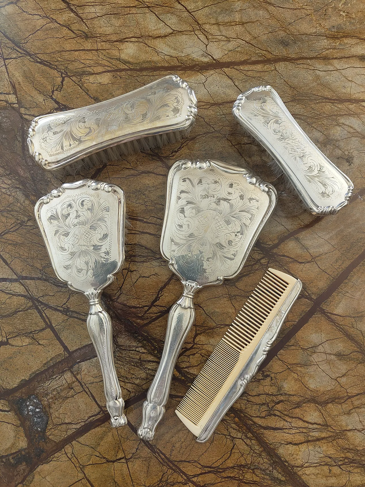 Silver toilet set, early 20th century 4