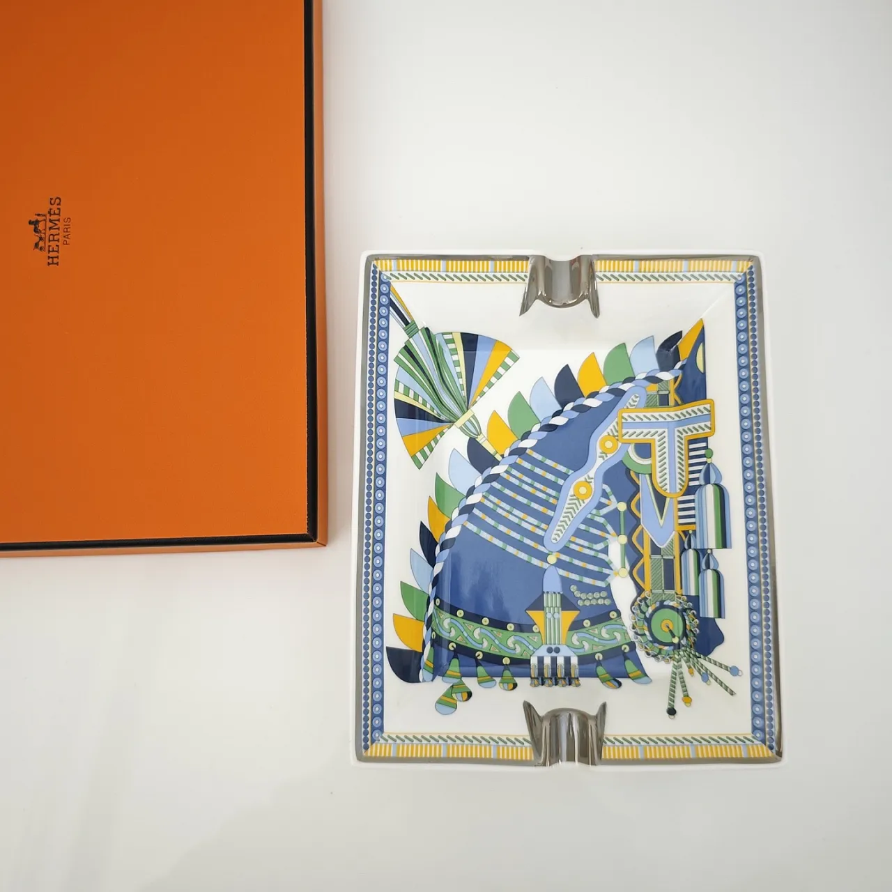 Hermes Haute Parure ashtray 3