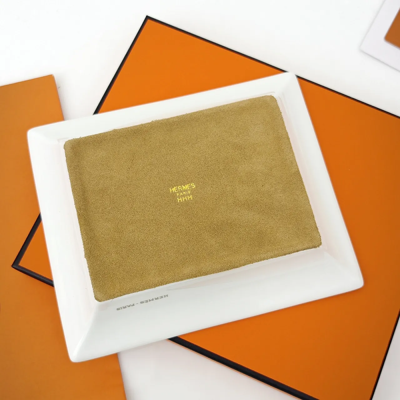 Hermes Parade en Fanfare change tray 2